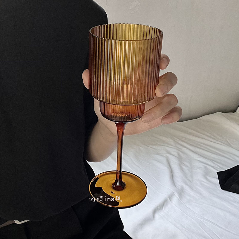 Verres à vin à rayures nordiqu - Wine Or Beer avis et prix